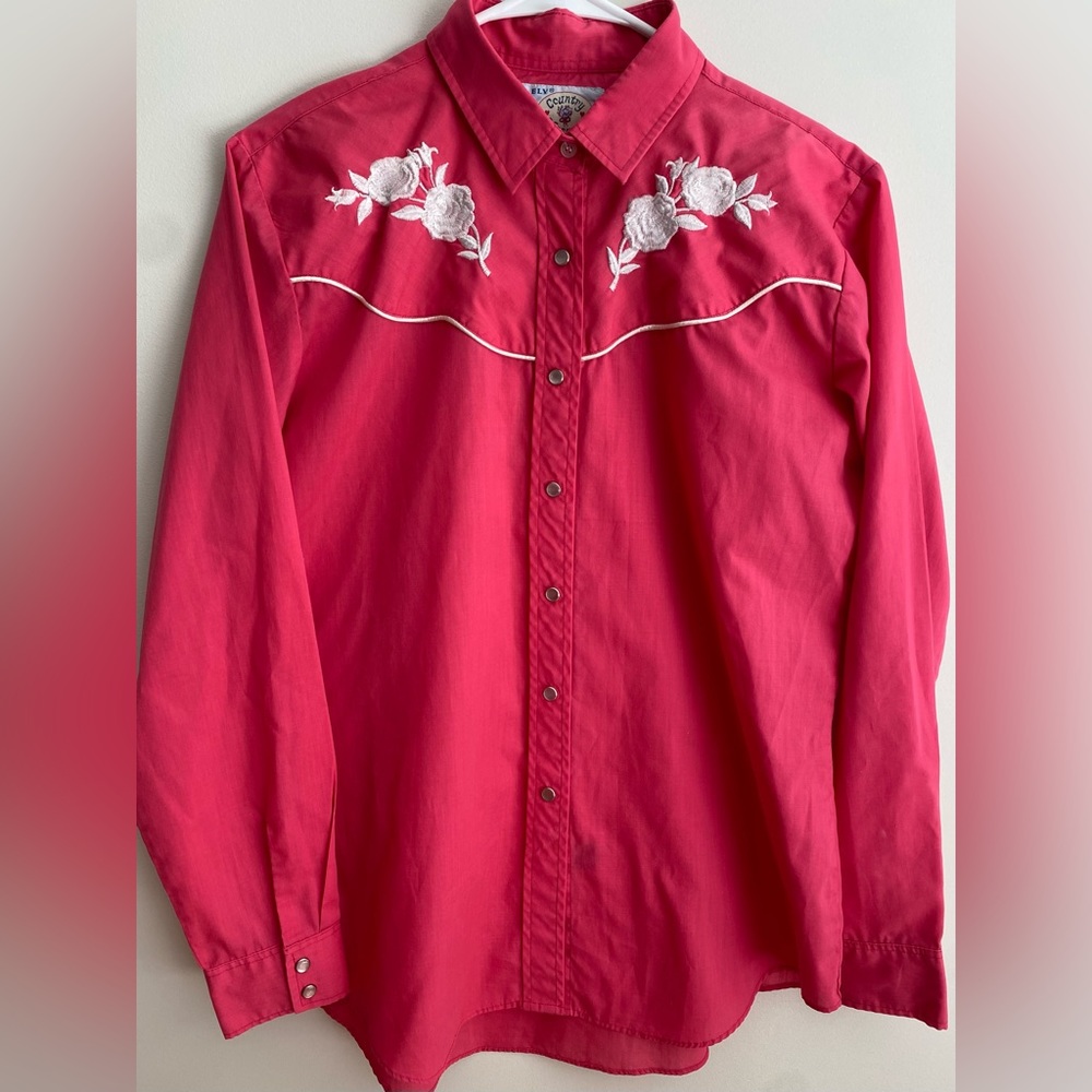 Pink Western shirt w Pearl snaps and floral embroidery women’s L